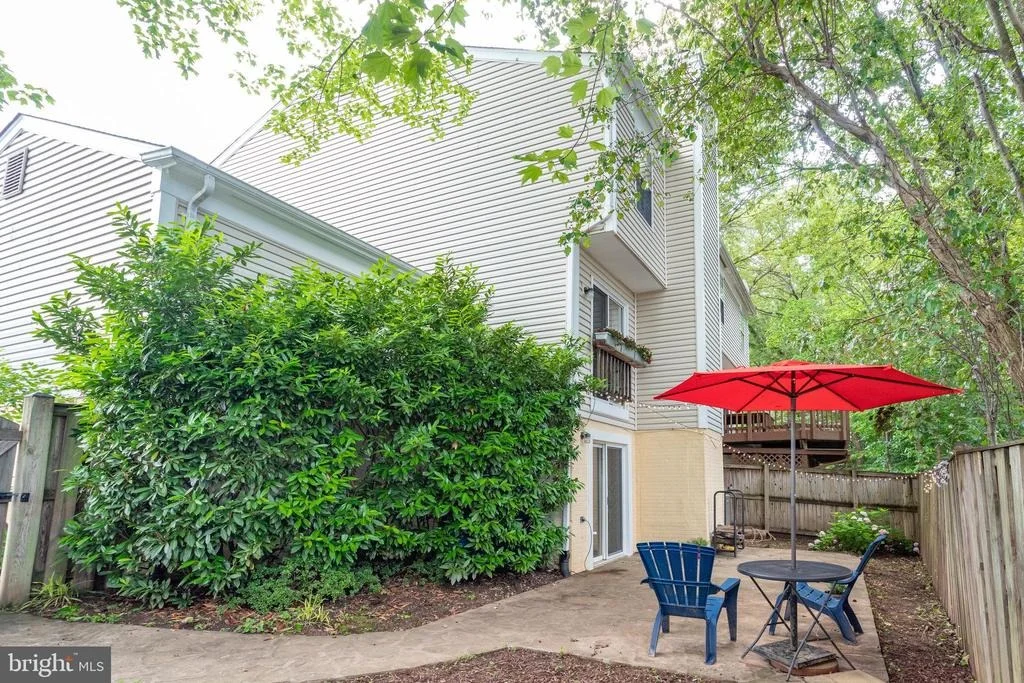 Photo of 5990 POWELLS LANDING ROAD
