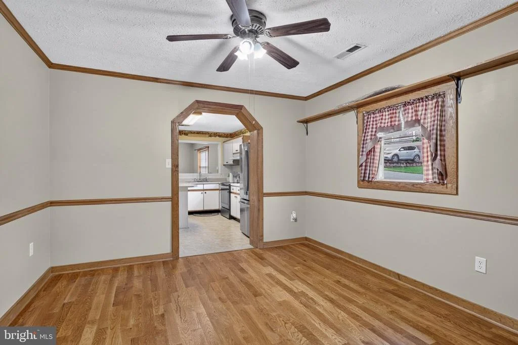 Photo of 6161 RANDALL STREET
