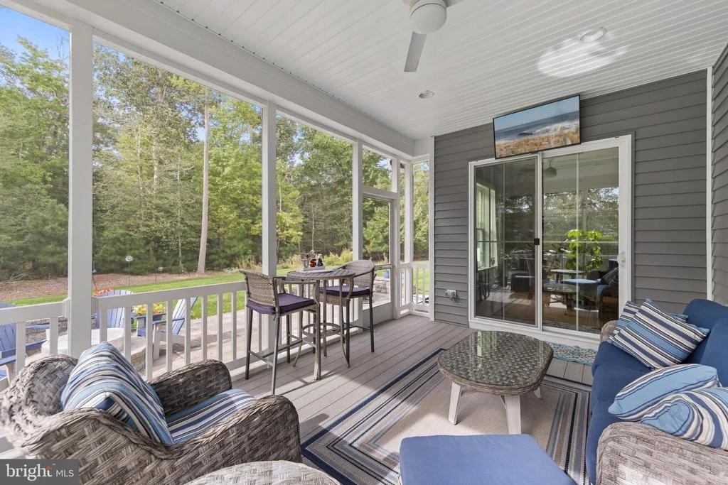 Photo of 39033 CROWS NEST LANE