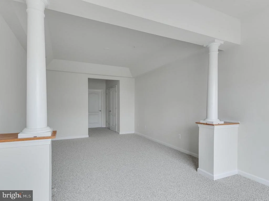 Photo of Unit 208 at 7305 MAPLECREST ROAD