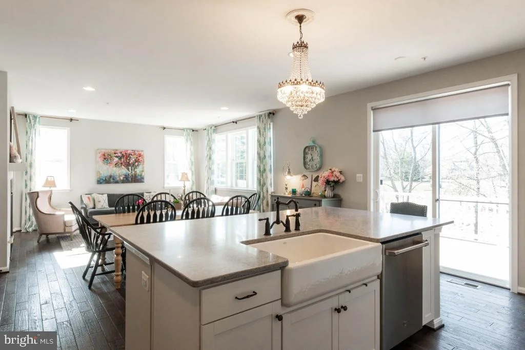 Photo of 1504 TOUCHARD DRIVE