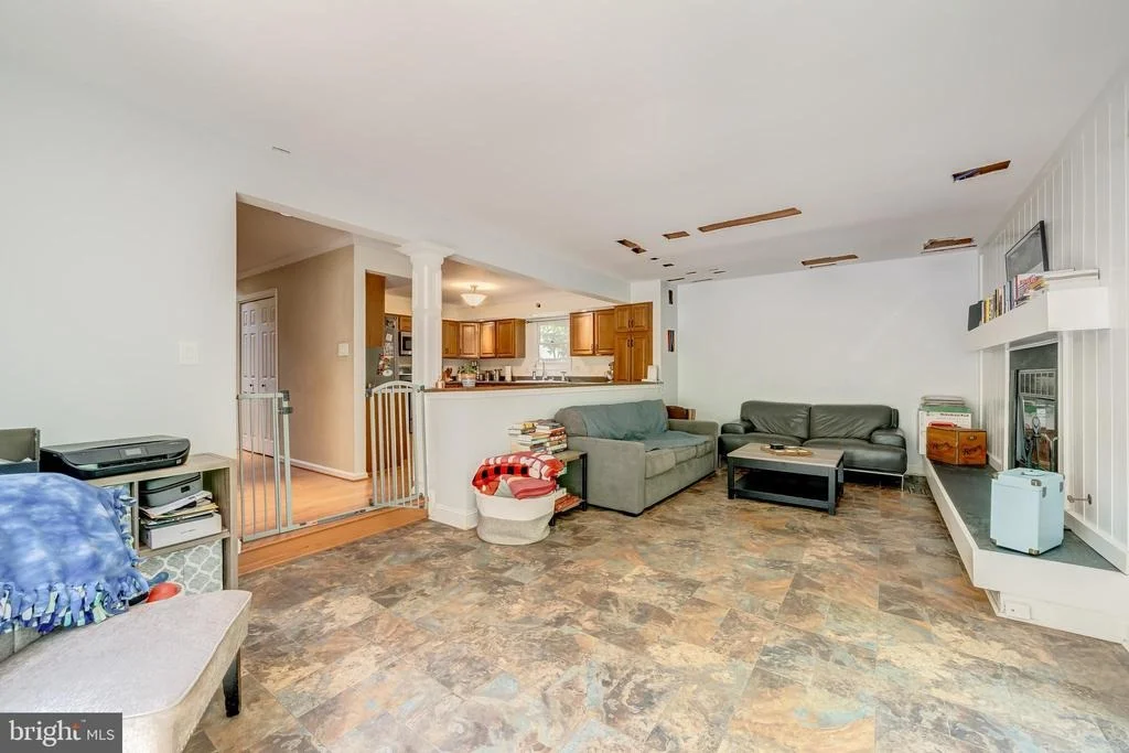 Photo of 8604 LAUREN DRIVE
