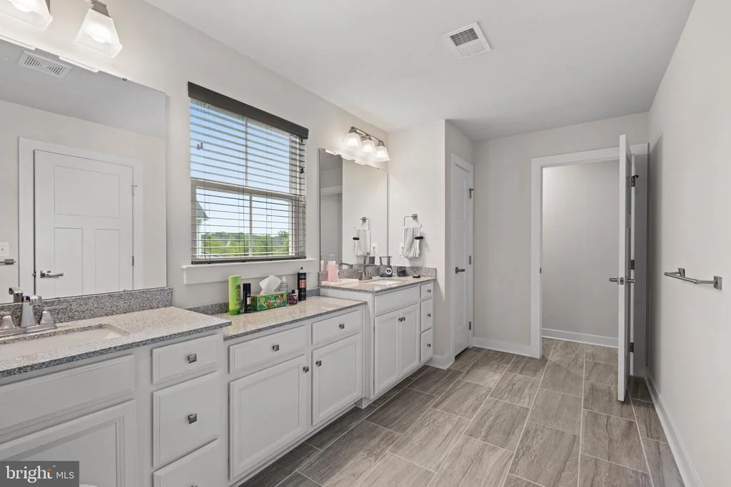 Photo of 6468 BOB WHITE DRIVE