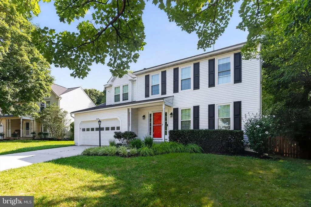 Photo of 5630 ROUNDTREE LANE