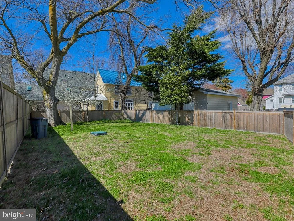 Photo of 412 KINGS HIGHWAY