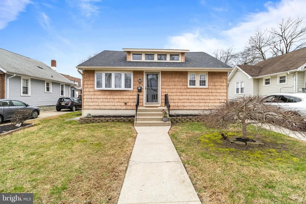 Photo of 310 HARVARD AVENUE