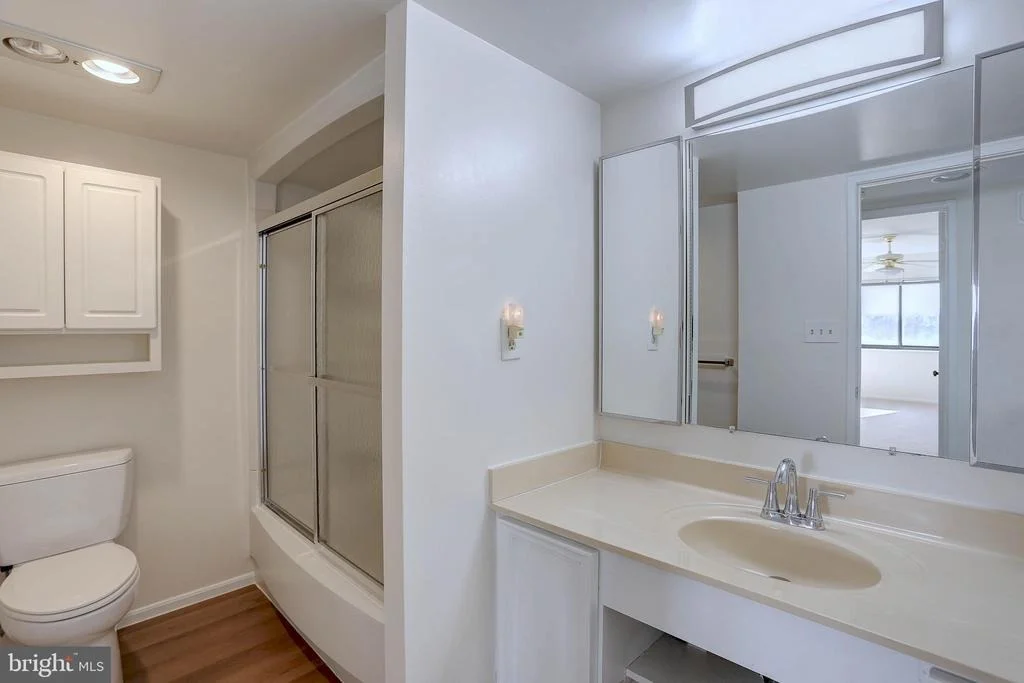 Photo of Unit 3826 at 15115 INTERLACHEN DRIVE