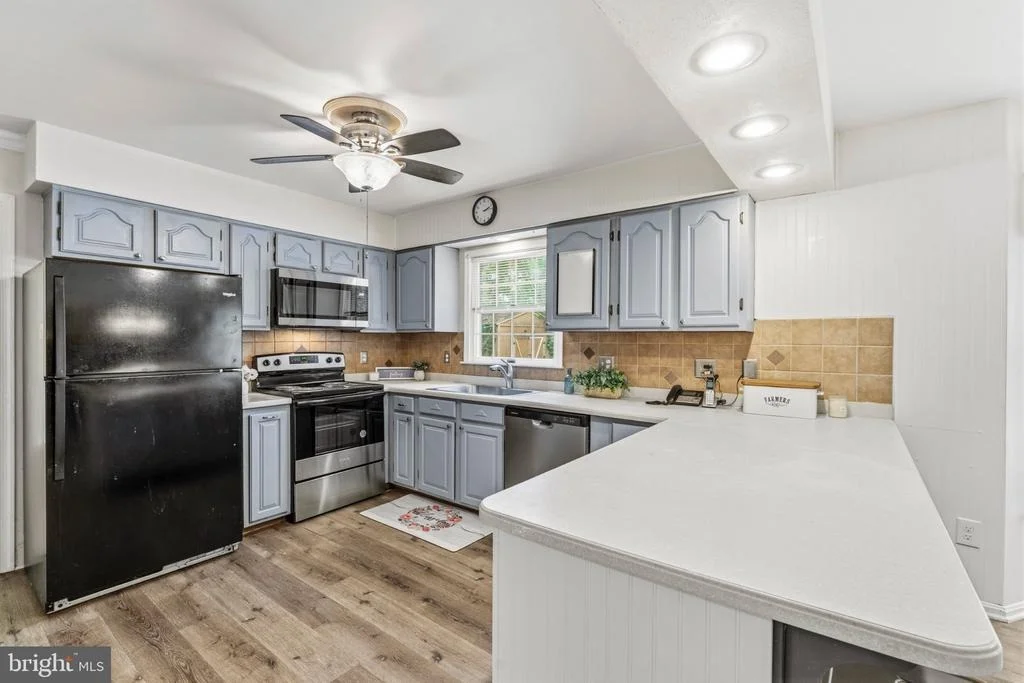 Photo of 7823 OVERBROOK DRIVE