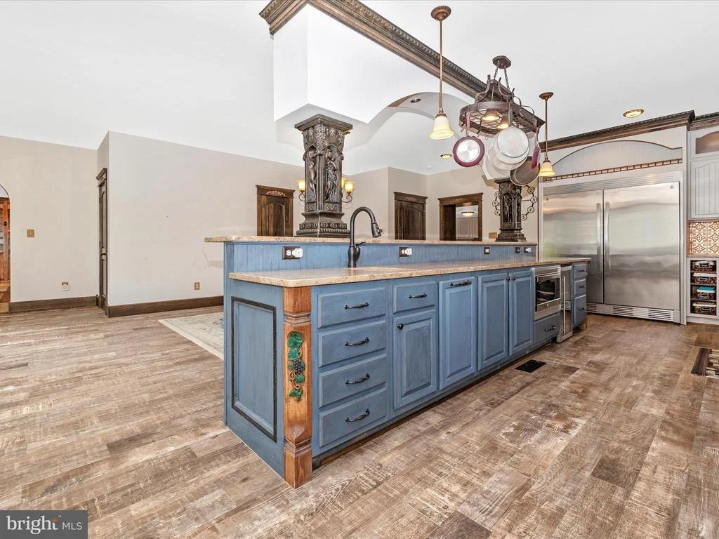 Photo of 11505 PLEASANT VALLEY ROAD