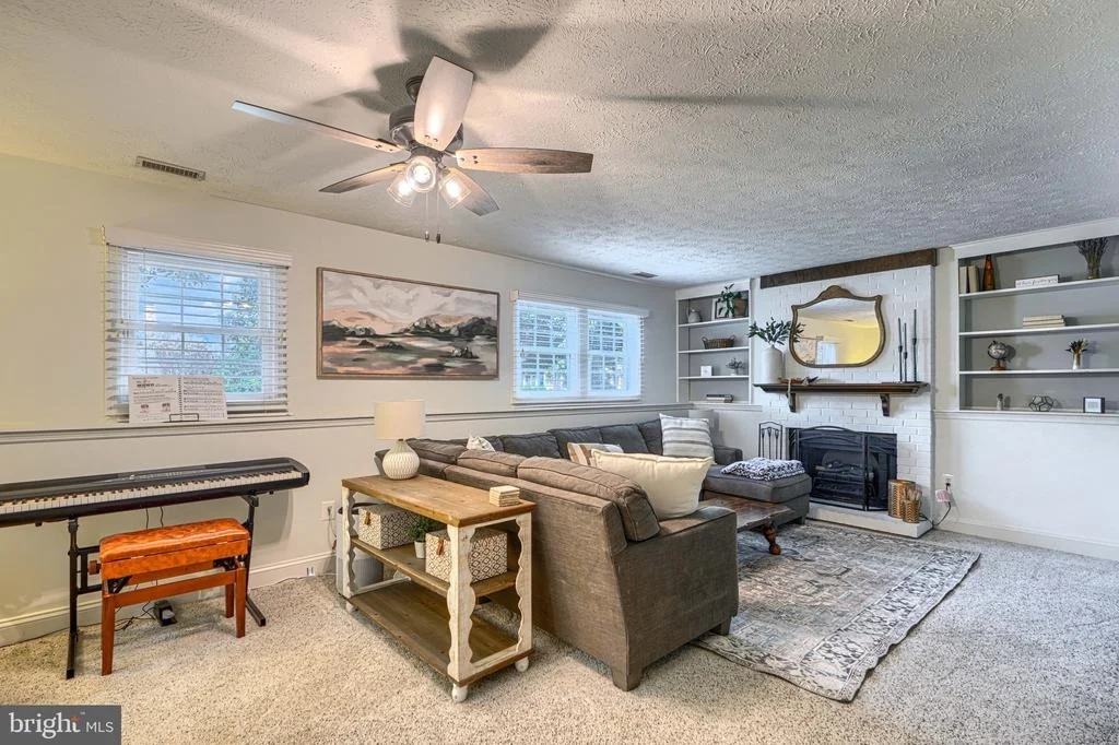 Photo of 1004 PEPPARD DRIVE