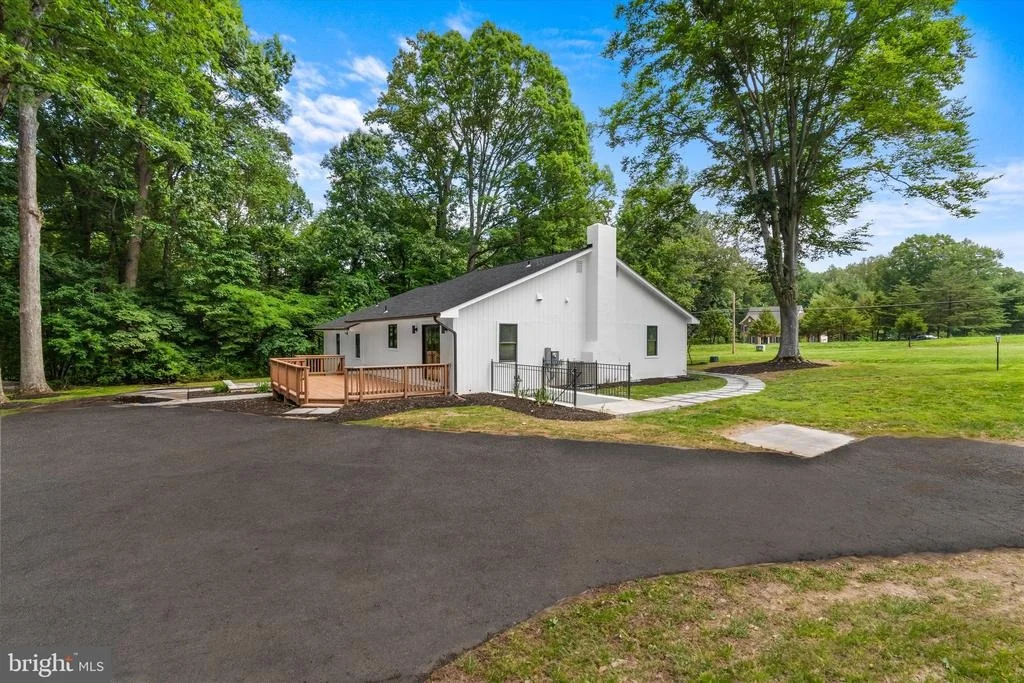 Photo of 12365 HENDERSON ROAD