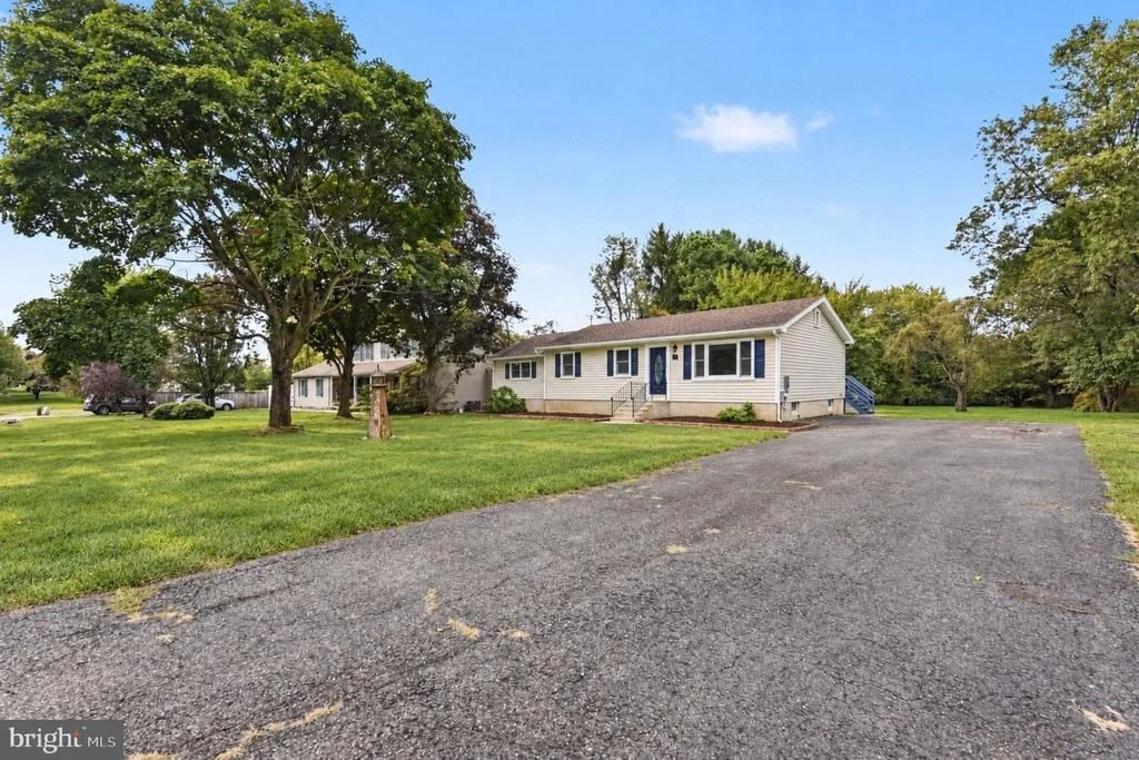Photo of 132 MACINTOSH DRIVE