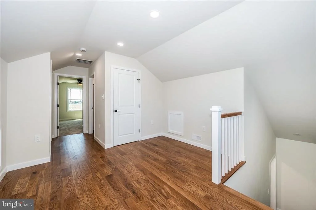 Photo of 460 SHADE TREE LANE