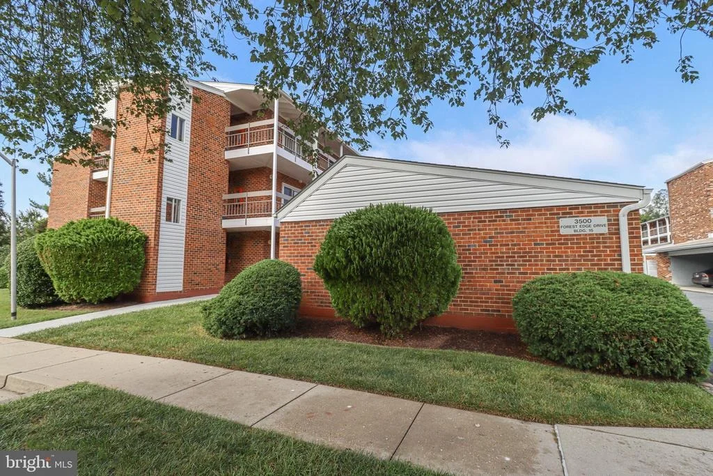 Photo of Unit 153D at 3500 FOREST EDGE DRIVE