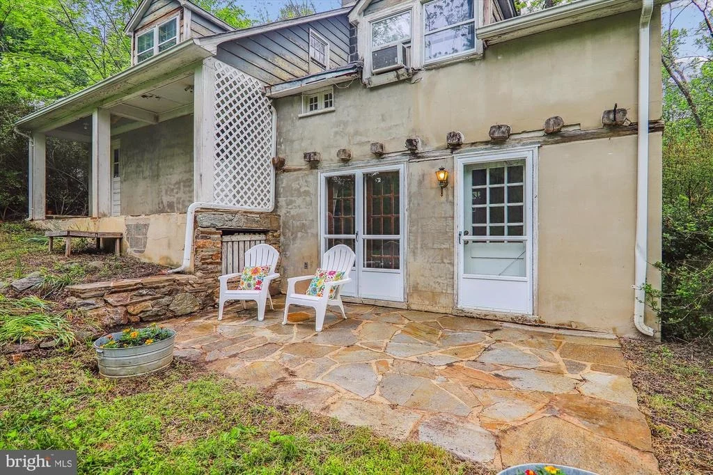 Photo of 1820 TUCKER LANE