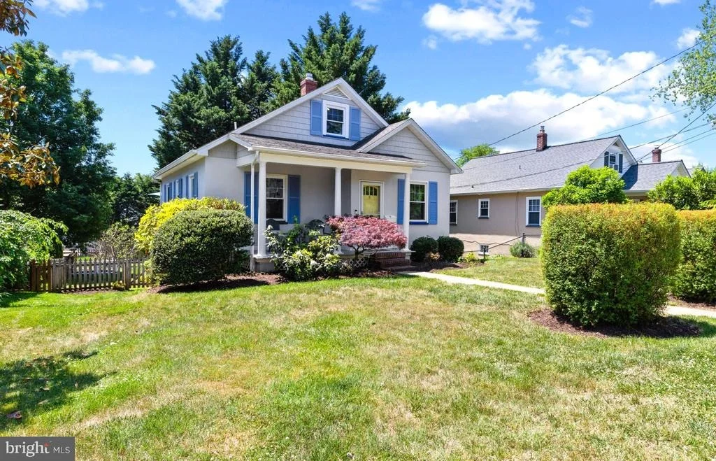 Photo of 8 HIGHLAND AVENUE