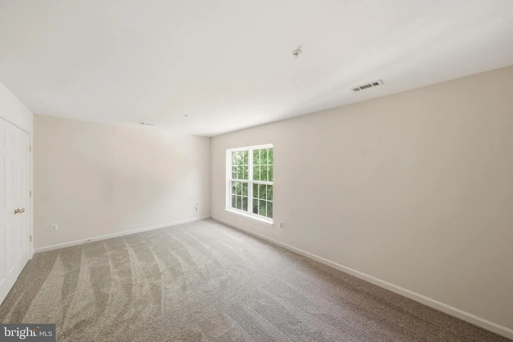 Photo of 9200 FOX PARK ROAD