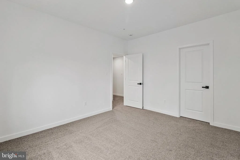 Photo of 2000 ARAM DRIVE