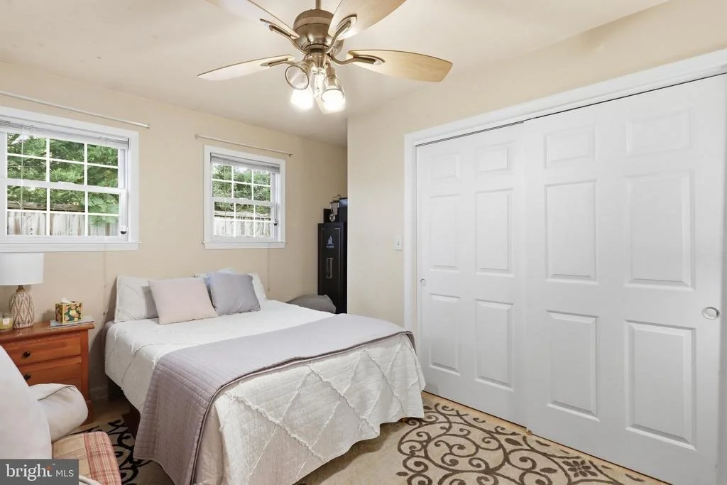 Photo of 5921 QUINN ROAD