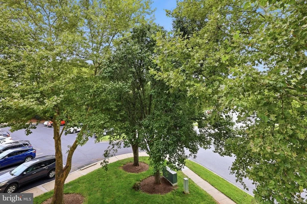 Photo of Unit 2C at 2112 WHITEHALL ROAD
