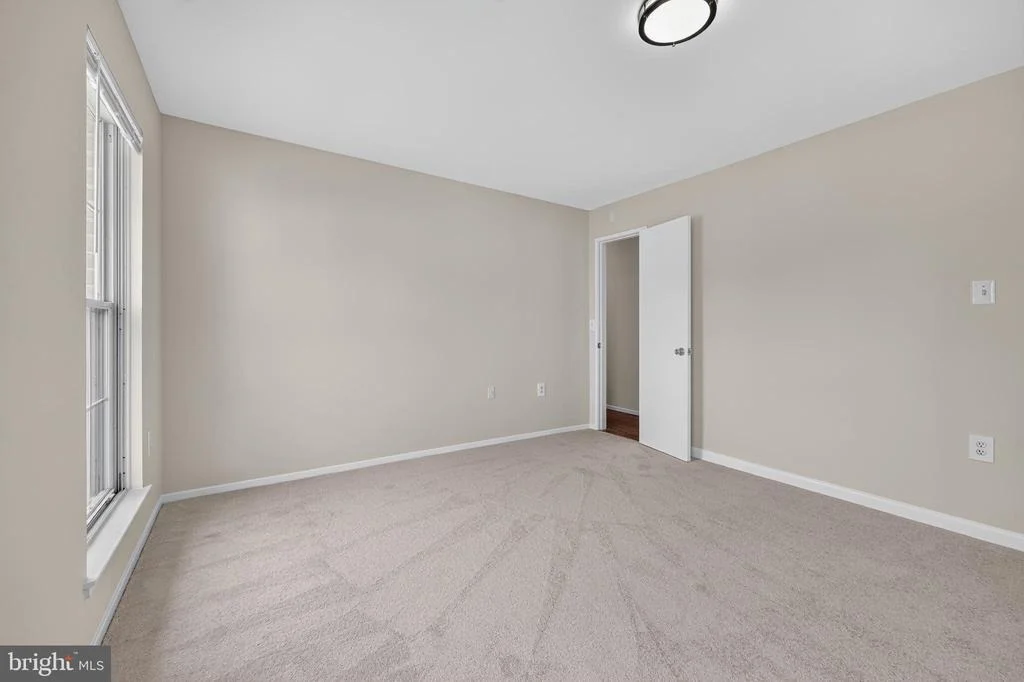 Photo of Unit B at 7710 LEXTON PLACE