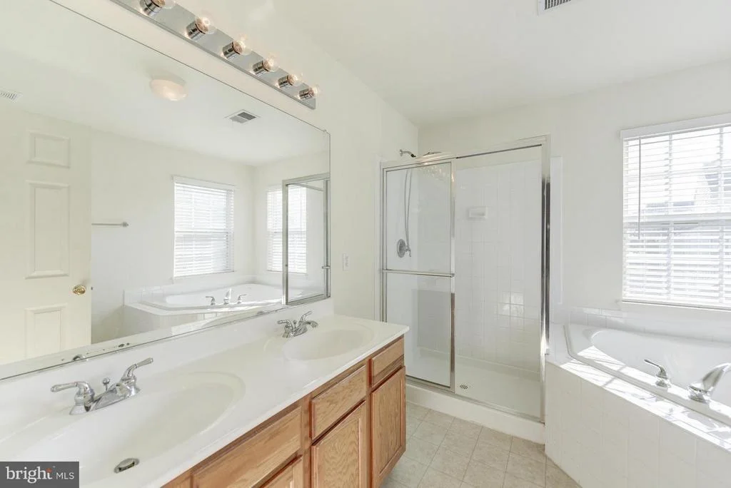 Photo of 11200 COOL BREEZE PLACE