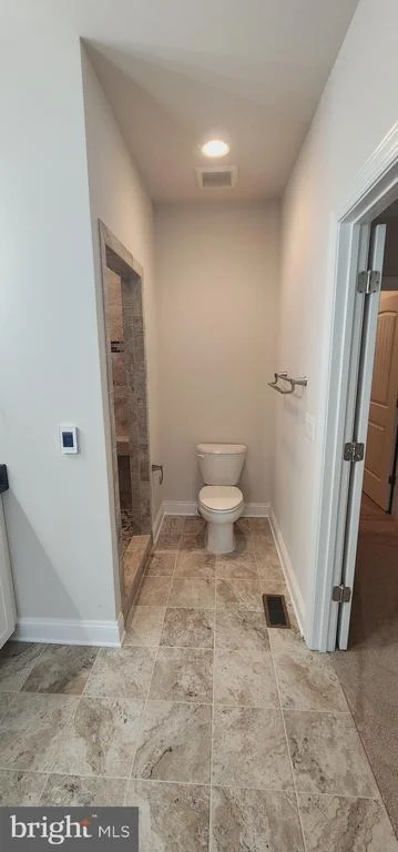 Photo of 7946 ROGUES ROAD