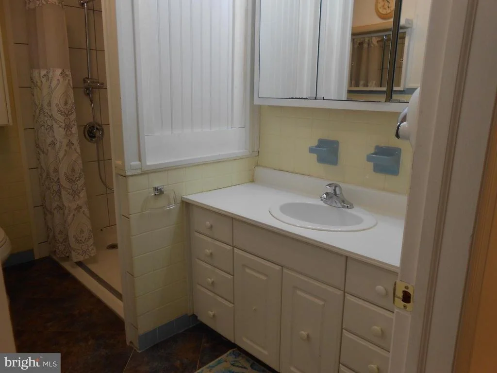 Photo of 259 STATION DRIVE