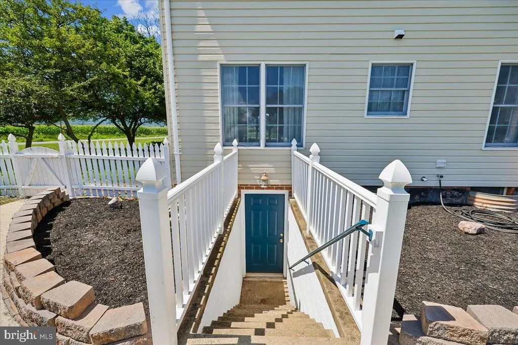Photo of 8009 STONE RIDGE DRIVE