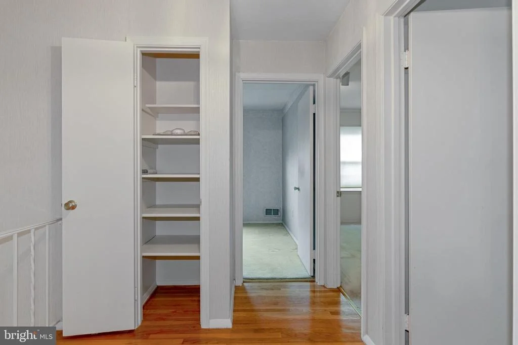 Photo of 9816 GREENVIEW LANE