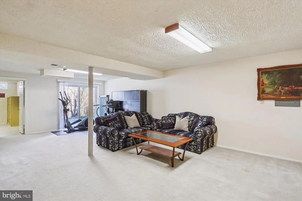 Photo of 3024 MEMORY LANE