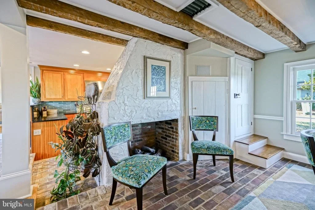 Photo of 558 PILOTTOWN ROAD