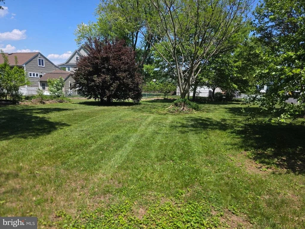 Photo of 145 EDGEWATER DRIVE