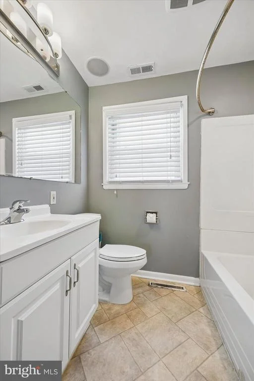 Photo of 463 COLONIAL ROAD