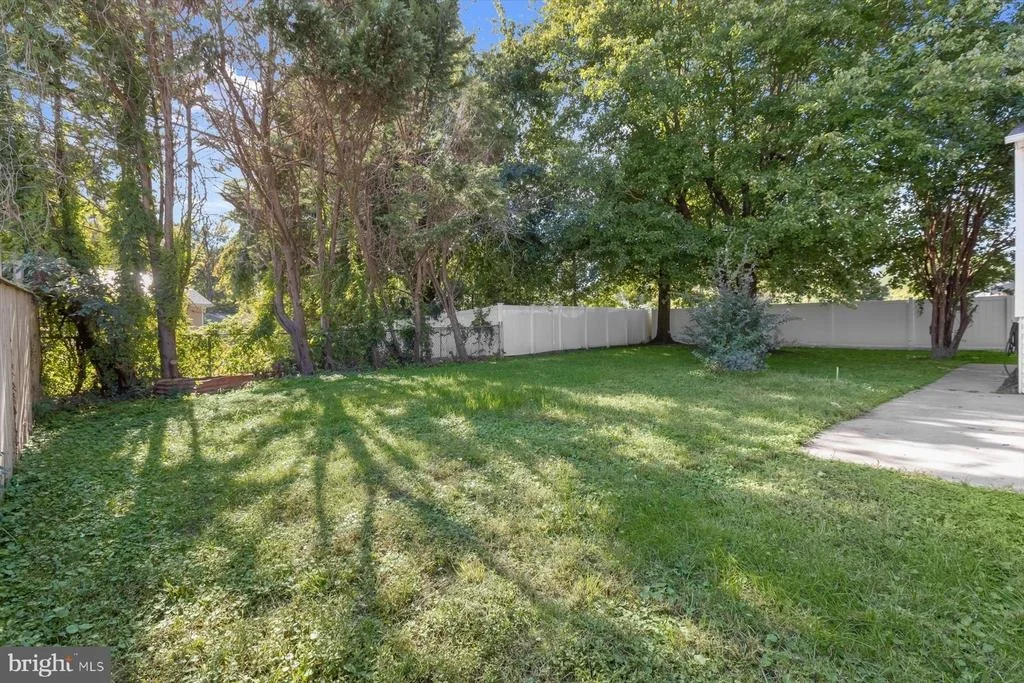 Photo of 602 LACEWOOD DRIVE