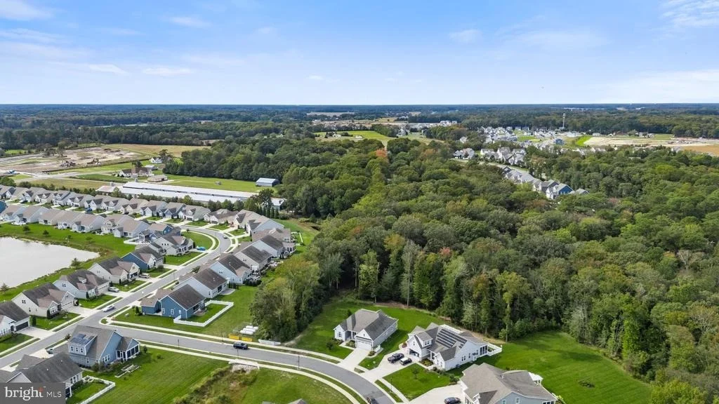 Photo of 39033 CROWS NEST LANE