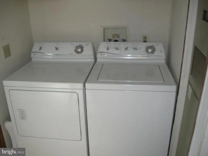 Photo of 76 PAULA STREET S