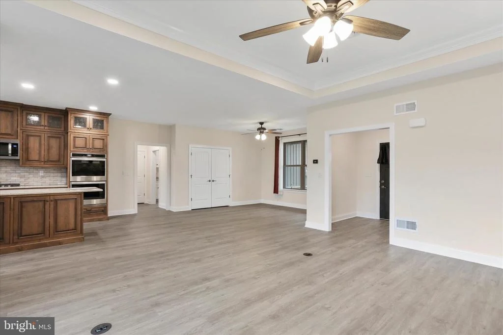 Photo of 41 SMITH CIRCLE