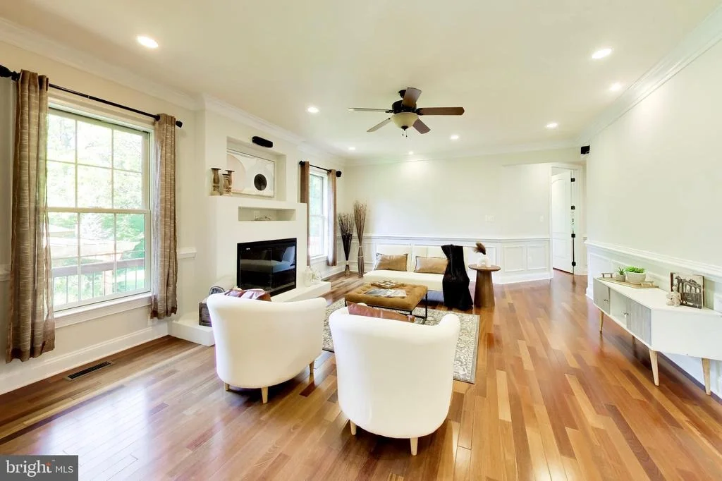 Photo of 6639 LOCUST WAY