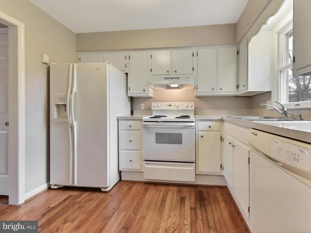Photo of 7299 BEECHTREE LANE