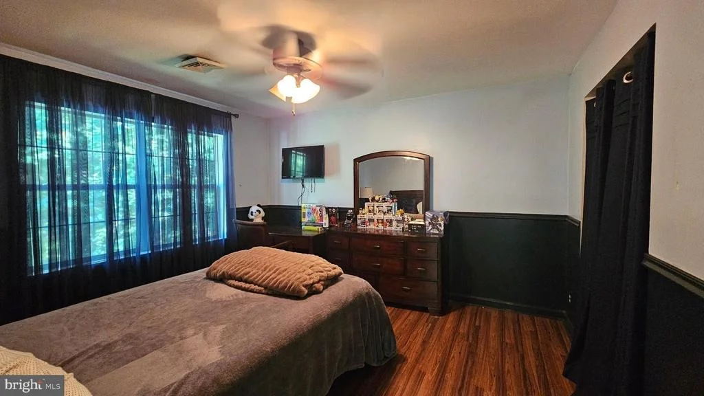 Photo of 400 MONROEVILLE ROAD