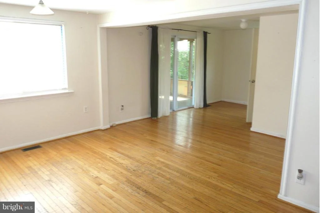Photo of 604 MILITARY ROAD