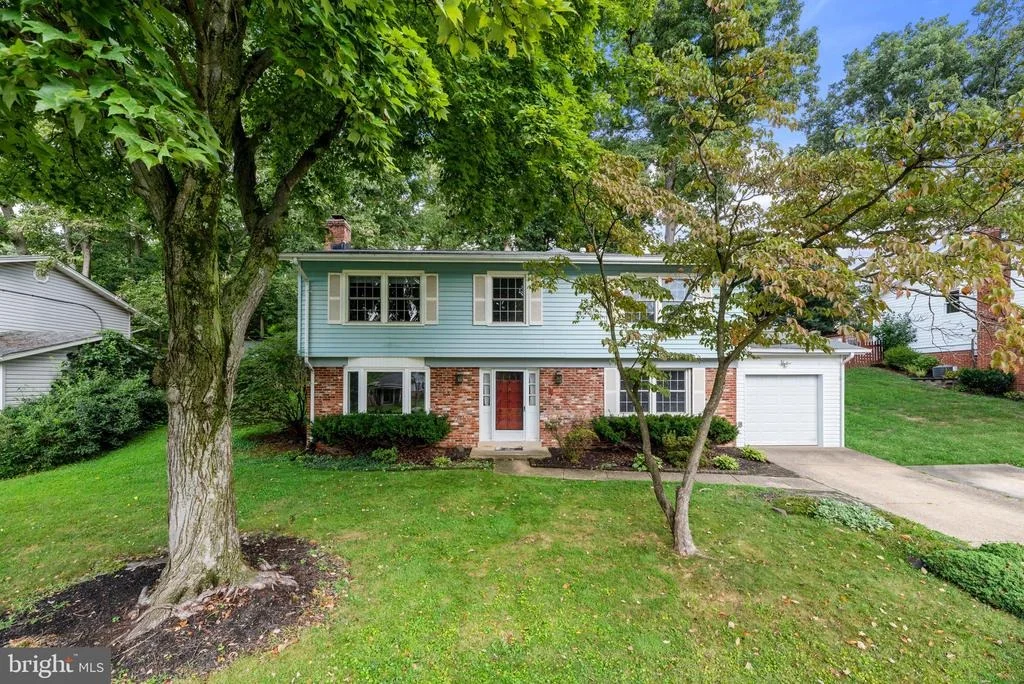 Photo of 7002 FITZPATRICK DRIVE
