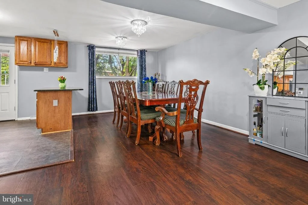 Photo of 2428 FOREST GREEN ROAD