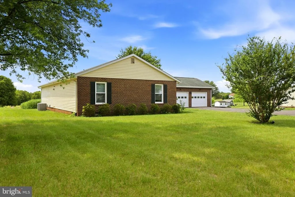 Photo of 7313 COVINGTONS CORNER ROAD