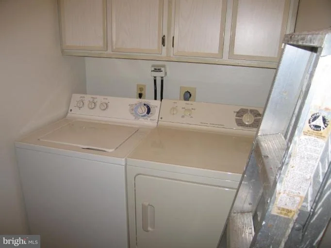 Photo of Unit 842F at 15310 PINE ORCHARD DRIVE