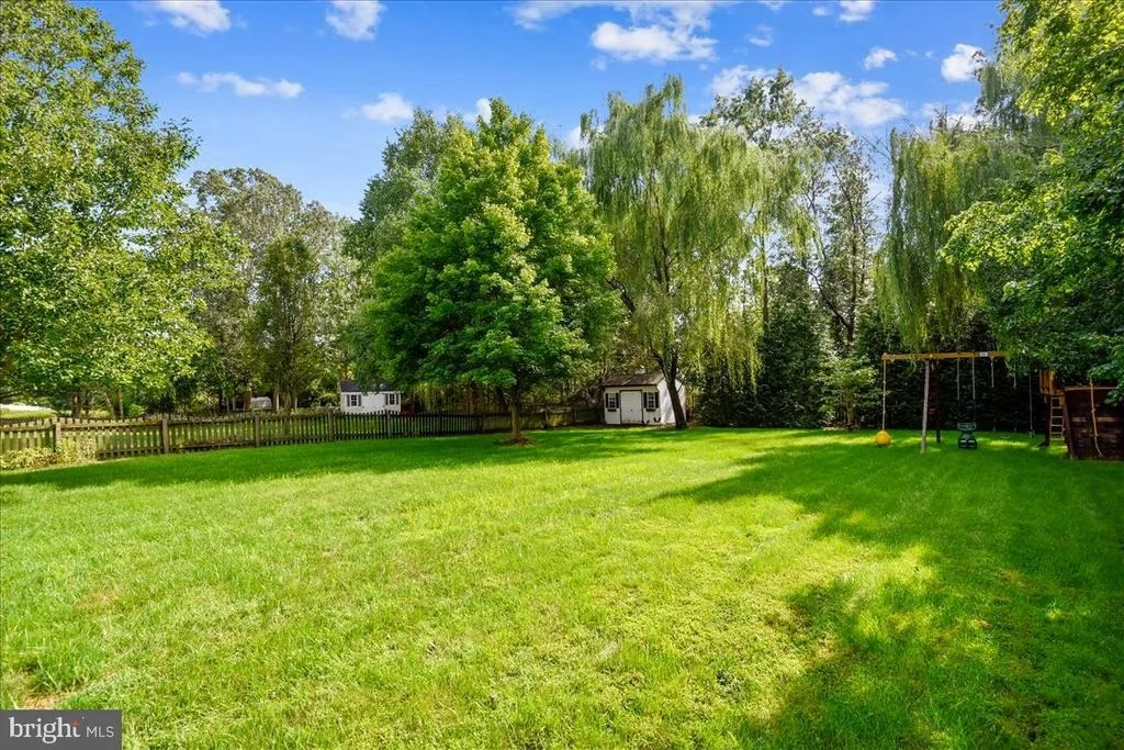 Photo of 25861 SPRING FARM CIRCLE