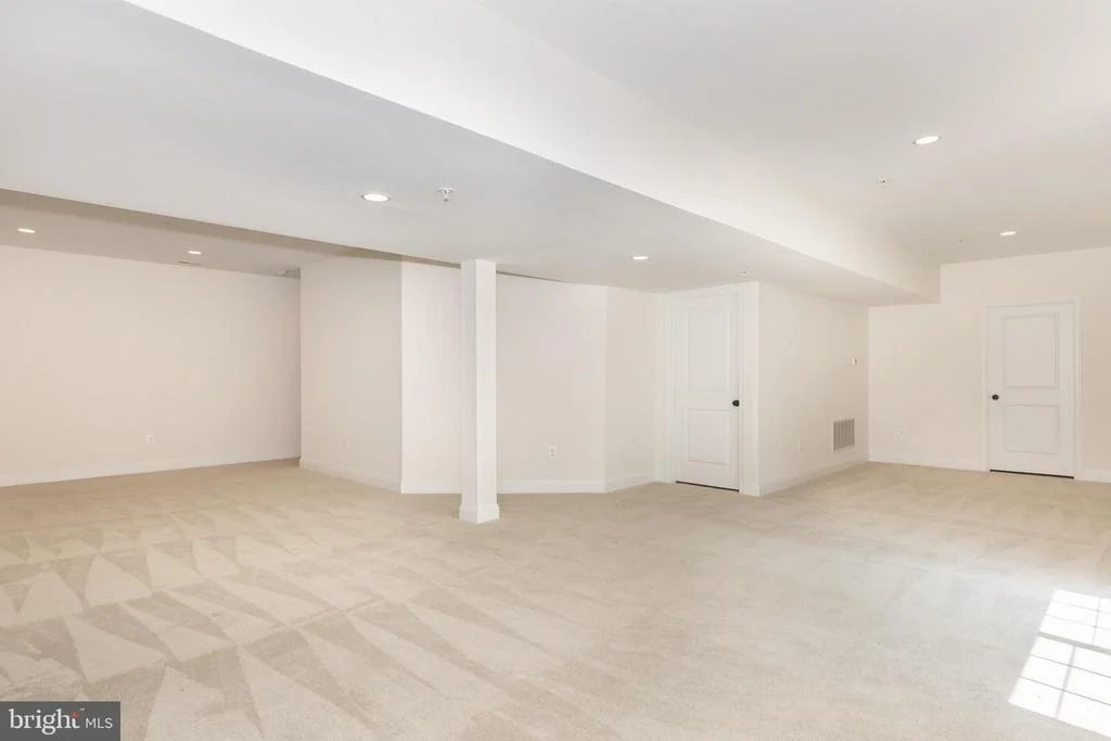 Photo of 14307 OAK MEADOW ROAD