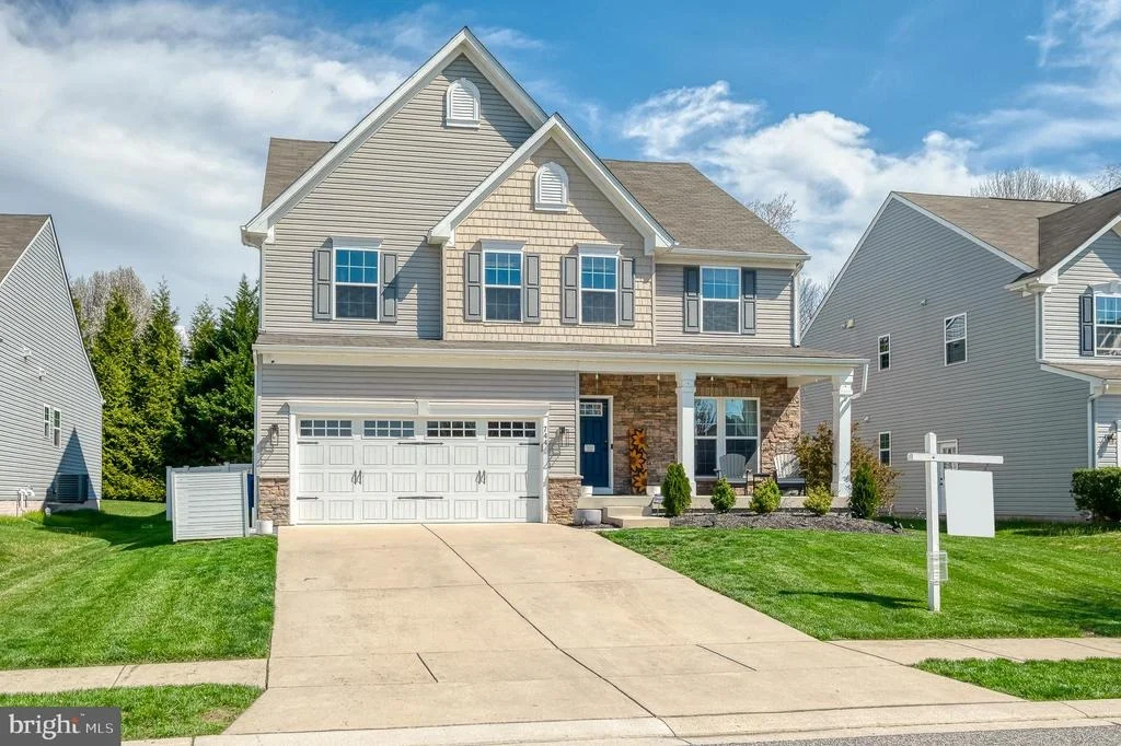Photo of 744 FALCON LANE
