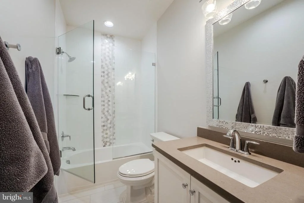 Photo of 42863 BEAVER CROSSING SQUARE